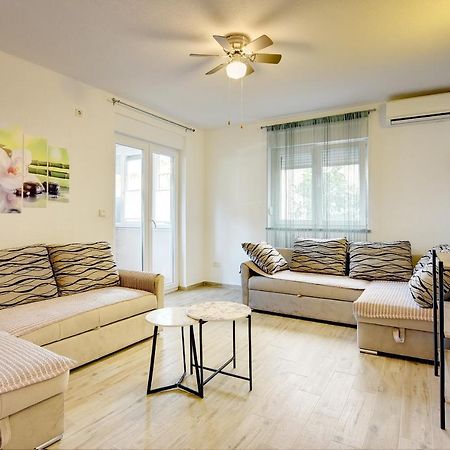 Apartment Mores Медулин Экстерьер фото