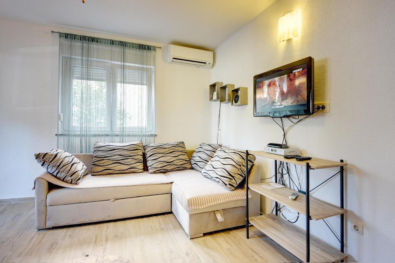 Apartment Mores Медулин Экстерьер фото